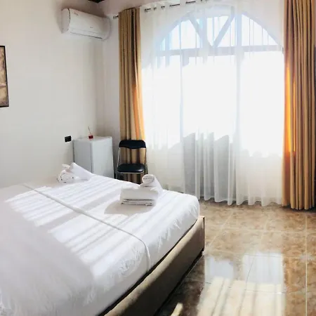 Guest house By Lion *