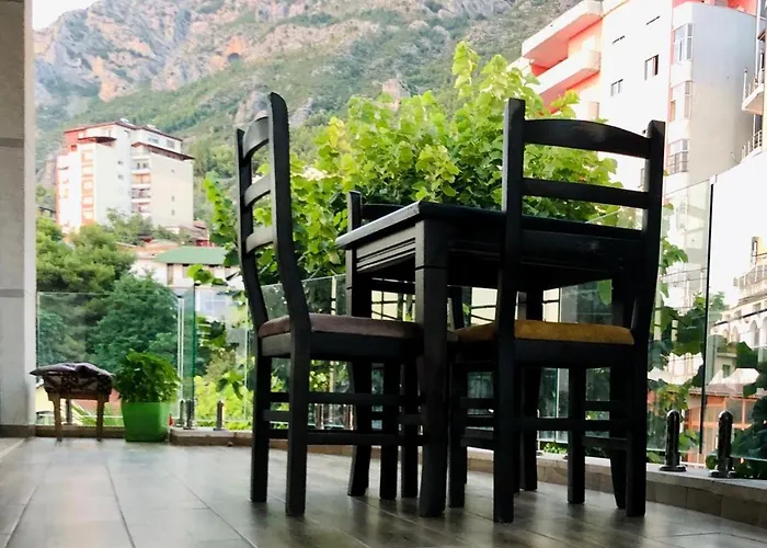 By Lion 3* Krujë